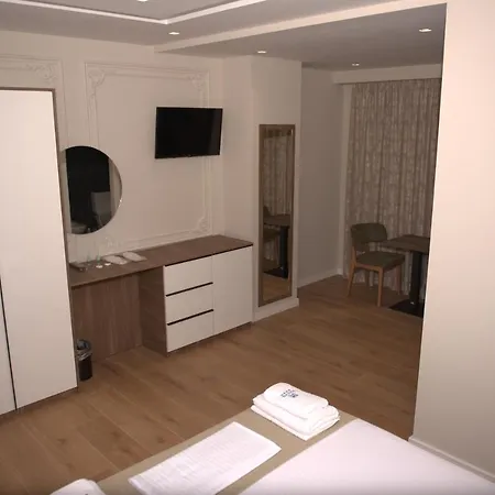 מלון Hotel Monopol Peshkopi 4*