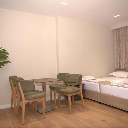 Hotel Monopol Peshkopi מלון