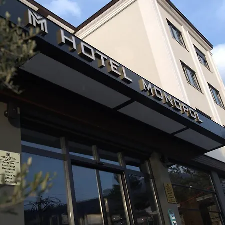 Hotel Monopol Peshkopi מלון